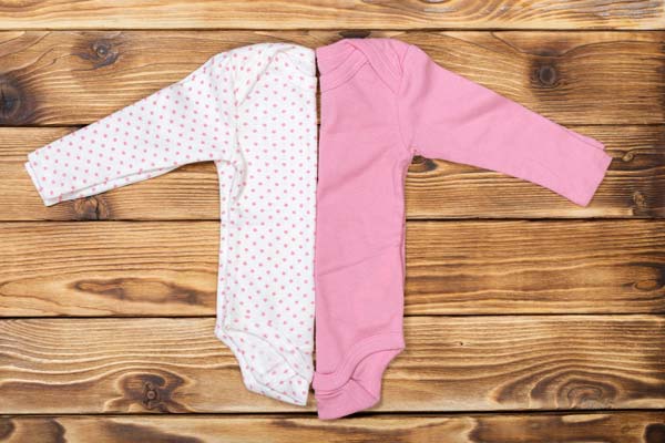 Descubre la comodidad para tu bebé con bodys Manga Larga